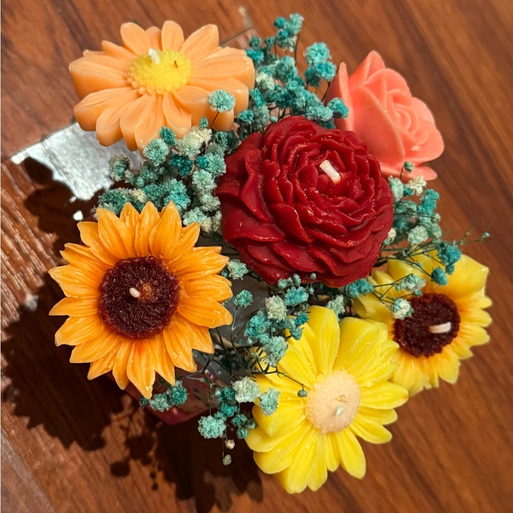 Colorful Floral Candle Set